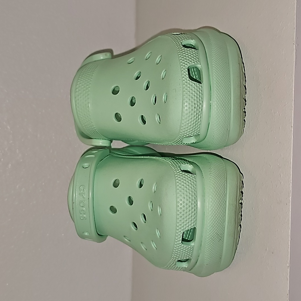 Platform Crocs